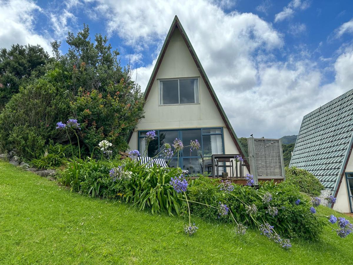 Pohutukawa Coastal Chalets Coromandel Buitenkant foto