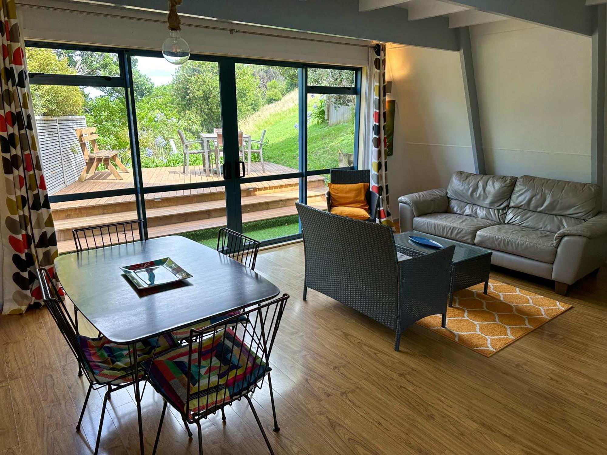 Pohutukawa Coastal Chalets Coromandel Kamer foto